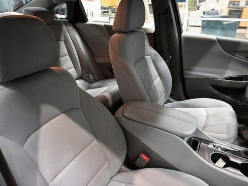 Used 2022 Chevrolet Malibu LT image 8