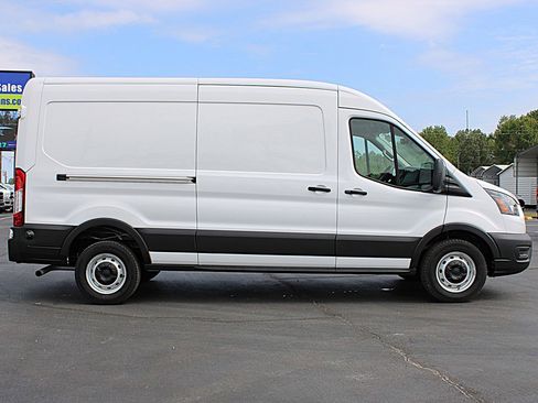 Used 2024 Ford Transit 250 148 Medium Roof w/ Load Area Protection Package image 7