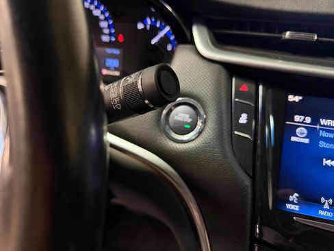 Used 2014 Cadillac XTS Luxury image 20