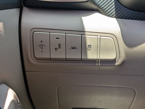 Used 2019 Hyundai Tucson Value w/ Cargo Package FWD image 22