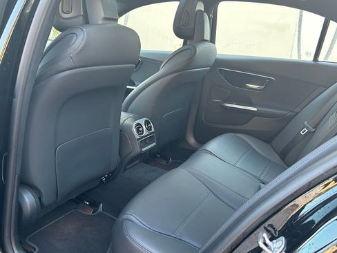 Used 2025 Mercedes-Benz C 300 Sedan image 45