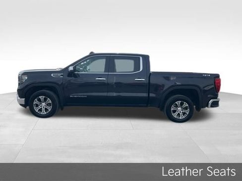 Used 2025 GMC Sierra 1500 SLT image 4