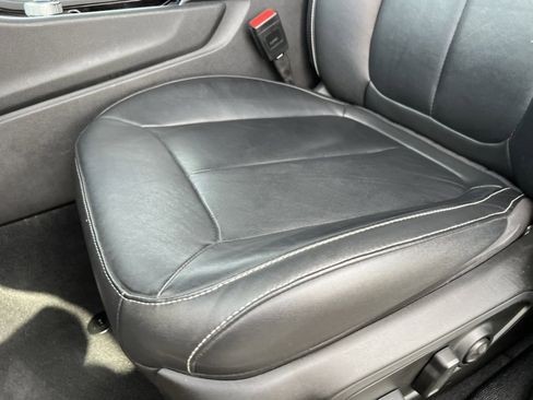 Used 2022 Jeep Grand Cherokee L Limited image 14