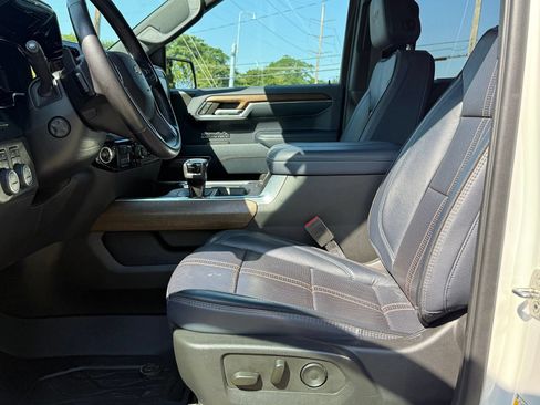 Certified 2023 Chevrolet Silverado 1500 High Country w/ High Country Premium Package AWD/4WD image 16