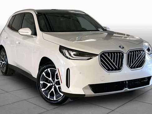 New 2026 BMW X3 xDrive30i w/ Premium Package AWD/4WD image 2