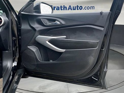 Used 2024 Chevrolet Trax RS w/ Driver Confidence Package FWD image 30