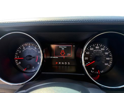 Used 2015 Ford Mustang Coupe w/ Equipment Group 051A RWD image 11