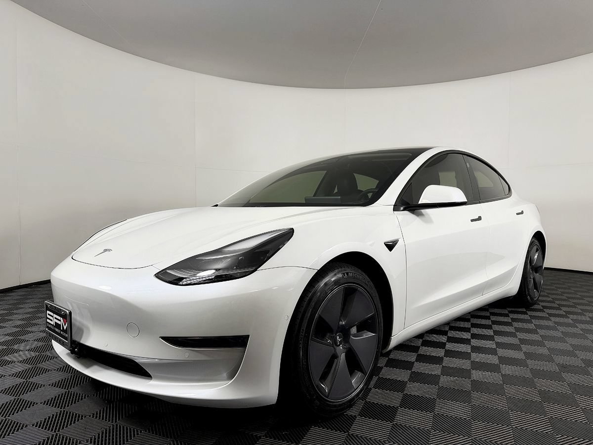 Used 2021 Tesla Model 3 Standard Range Plus RWD image 2
