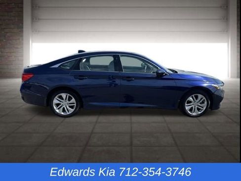 Used 2020 Honda Accord LX image 2