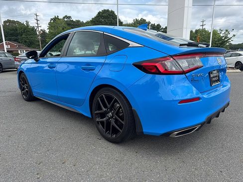 Used 2023 Honda Civic Sport Touring image 5