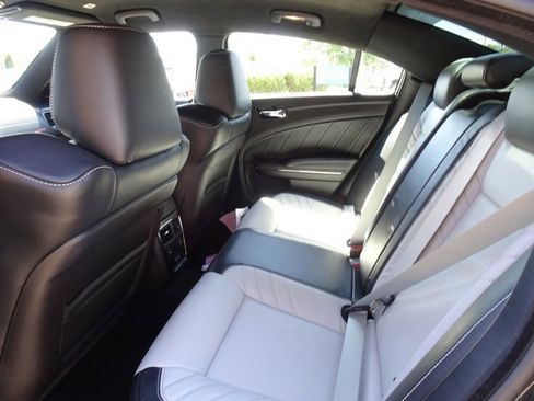 Used 2023 Dodge Charger SRT Hellcat w/ Harman/Kardon Audio Group image 13