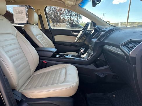 Used 2018 Ford Edge SEL w/ Equipment Group 201A AWD/4WD image 27
