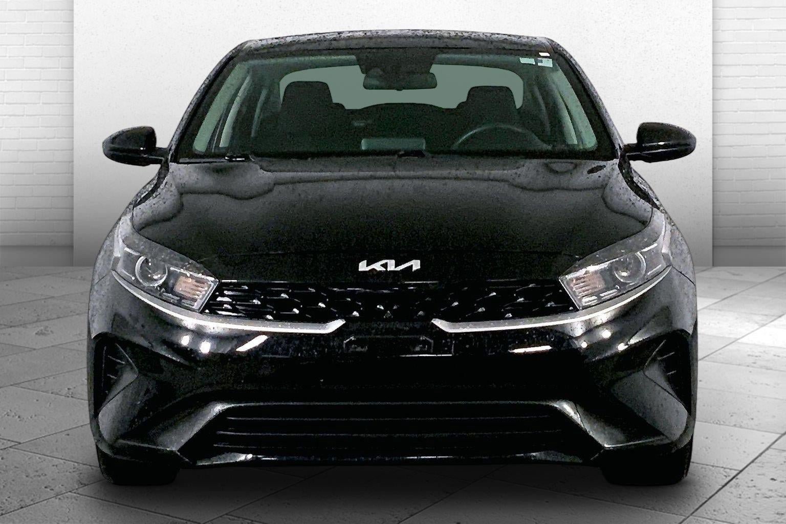 Used 2024 Kia Forte Sedan FWD image 2