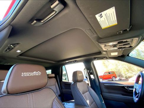 Used 2025 Chevrolet Tahoe High Country w/ Sun And Tow Package image 12