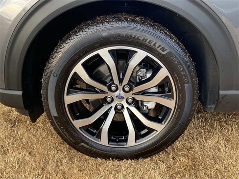 Used 2025 Ford Explorer ST-Line w/ Premium Package image 47