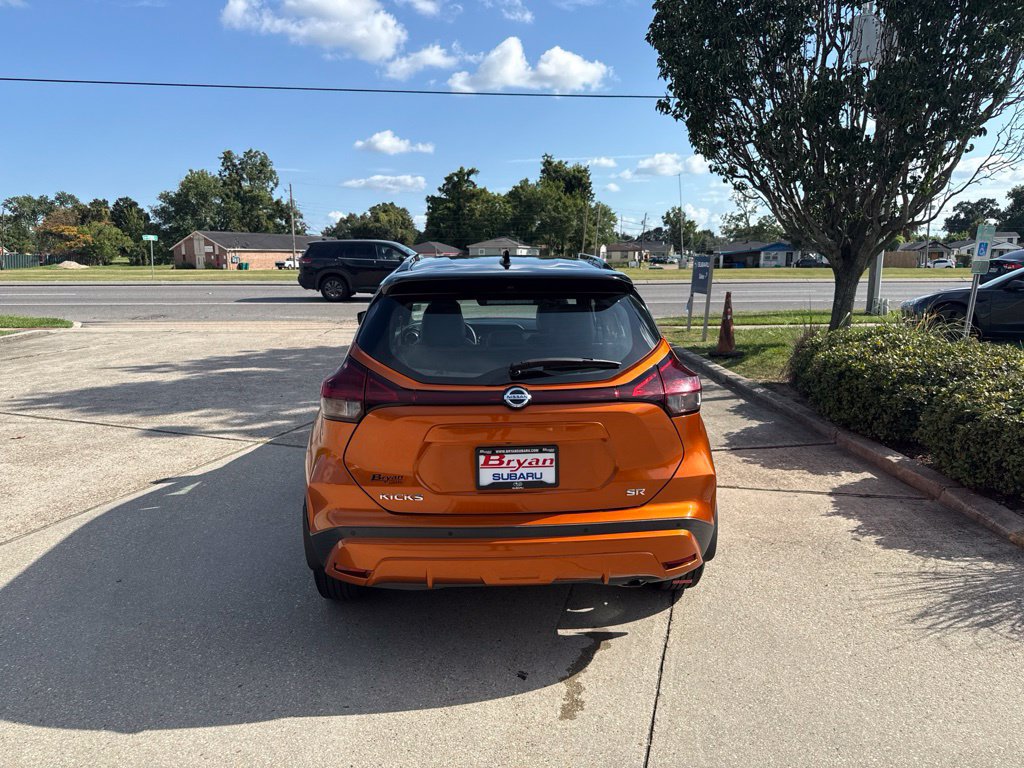 Used 2021 Nissan Kicks SR w/ SR Premium Package FWD image 6