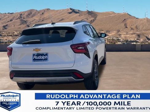 Used 2025 Chevrolet Trax LT image 6