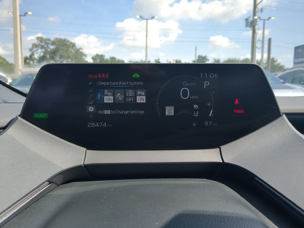 Used 2025 Toyota Prius LE FWD image 29