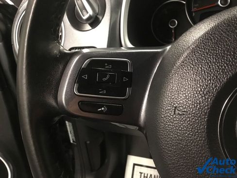 Used 2019 Volkswagen Beetle 2.0T S image 45