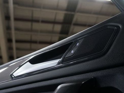 Certified 2023 Volkswagen Tiguan SE image 29