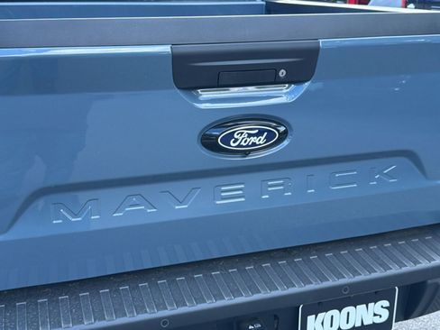New 2026 Ford Maverick XLT w/ XLT Luxury Package FWD image 19