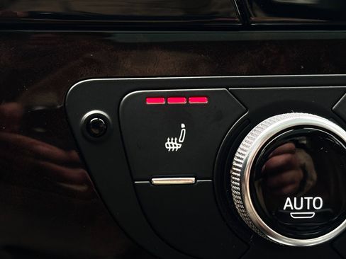 Used 2017 Audi Q7 3.0T Premium image 3