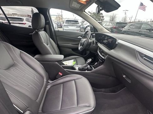 Certified 2024 Buick Encore GX Avenir w/ Avenir Convenience Package image 17