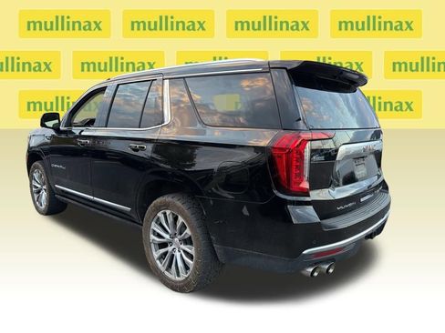 Used 2021 GMC Yukon Denali w/ Denali Premium Package AWD/4WD image 8