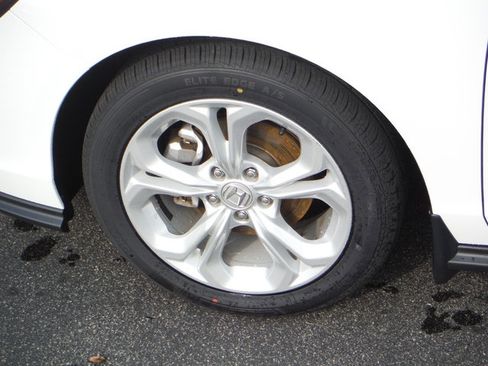 Used 2024 Honda Accord LX image 3