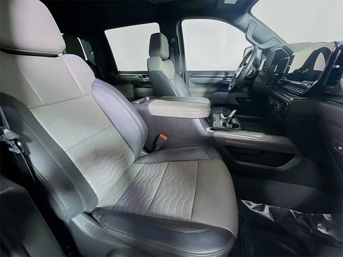 Used 2024 Chevrolet Silverado 2500 ZR2 w/ LPO, Dark Essentials Package image 24