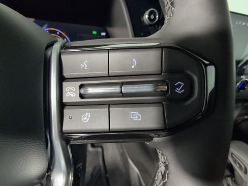 New 2026 Chevrolet Colorado Trail Boss AWD/4WD image 14