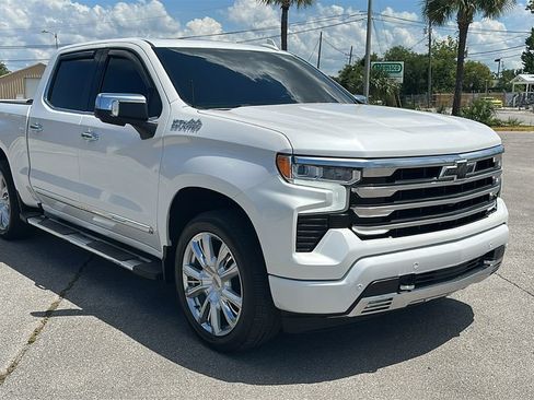 Used 2024 Chevrolet Silverado 1500 High Country w/ High Country Premium Package AWD/4WD image 7