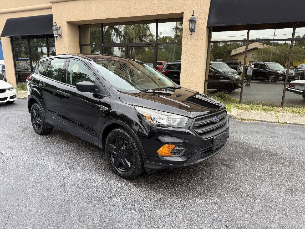 Used 2019 Ford Escape S FWD image 1
