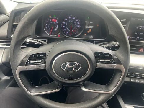 Used 2022 Hyundai Elantra SEL w/ Cargo Package FWD image 26