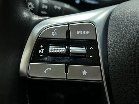Used 2024 Kia Telluride EX w/ EX Captain's Chair Package AWD/4WD image 28