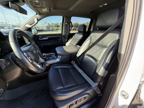 Used 2025 Chevrolet Silverado 1500 RST image 27