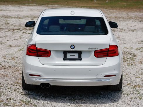Used 2016 BMW 328i Sedan RWD image 9