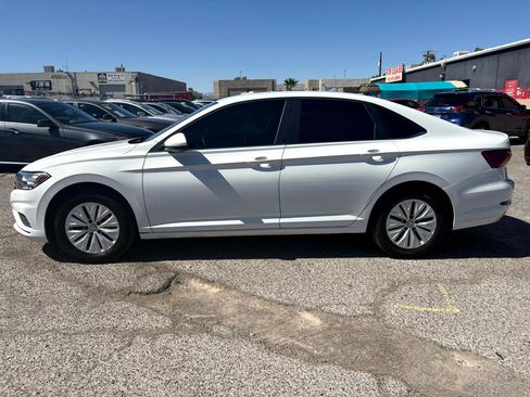 Used 2019 Volkswagen Jetta S image 3