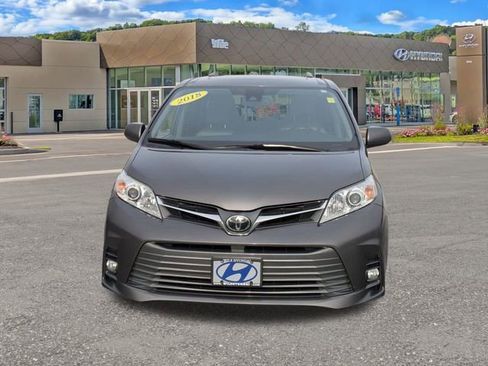 Used 2018 Toyota Sienna XLE Premium image 8