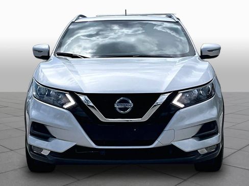 Used 2022 Nissan Rogue Sport SV FWD image 3