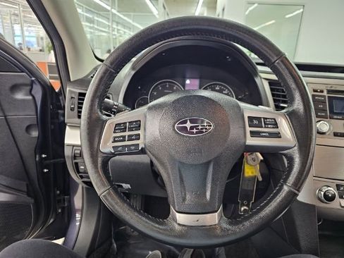 Used 2013 Subaru Outback 2.5i Premium image 10