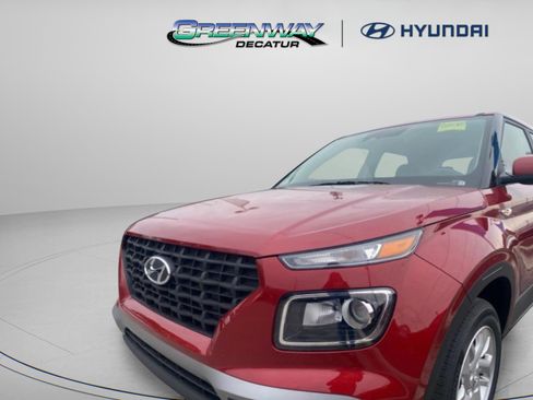 New 2026 Hyundai Venue SE image 4