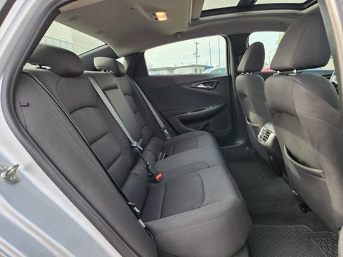 Used 2021 Chevrolet Malibu LT image 14