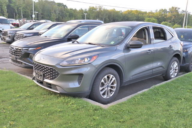 Used 2022 Ford Escape SE w/ Convenience Package AWD/4WD image 1