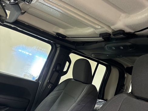 New 2026 Jeep Gladiator Willys image 18