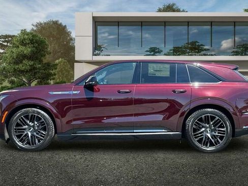 New 2025 Cadillac Escalade IQ Sport 2 w/ LPO, ONYX Package image 7