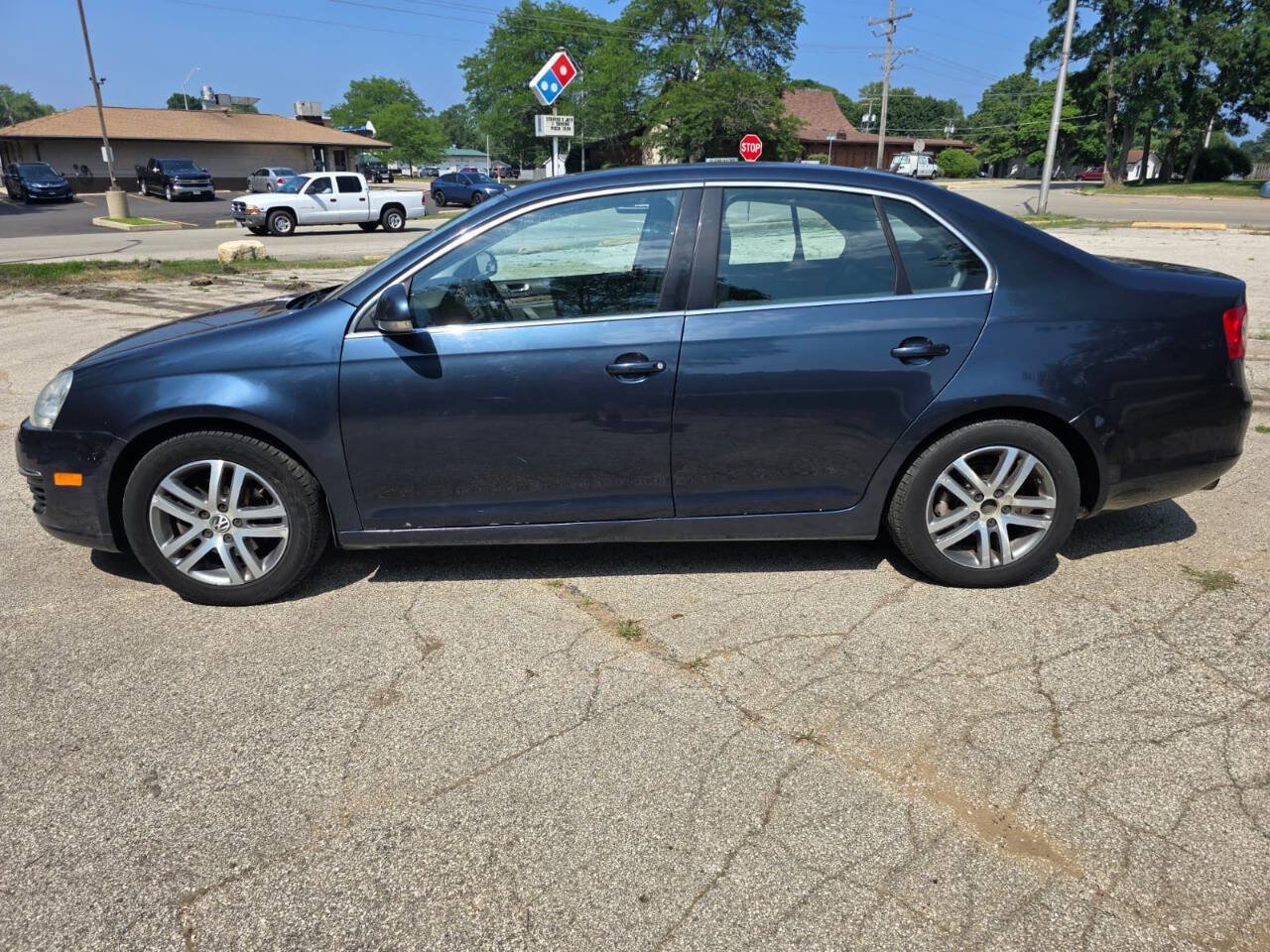 Used 2005 Volkswagen Jetta 2.5 FWD image 5