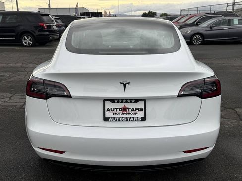 Used 2018 Tesla Model 3 Long Range AWD/4WD image 4