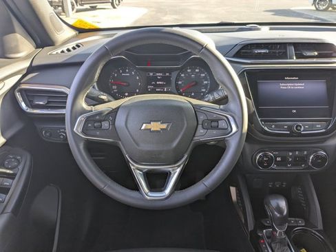 Used 2021 Chevrolet TrailBlazer ACTIV w/ Convenience Package image 17