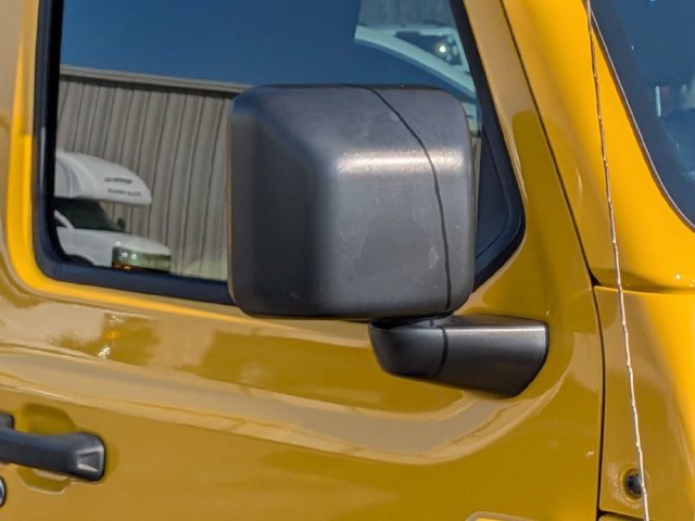 Used 2021 Jeep Wrangler Unlimited Rubicon AWD/4WD image 10